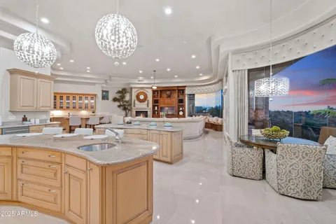 $3,950,000 | 6621 North Arizona Biltmore Circle, Phoenix, AZ 85016
