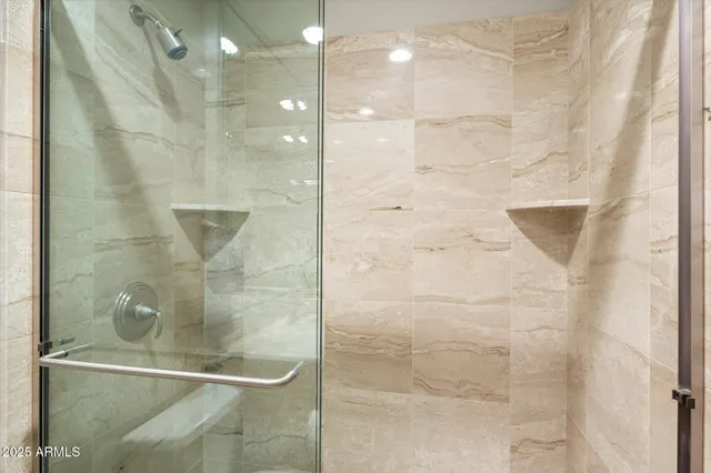 $3,950,000 | 6621 North Arizona Biltmore Circle, Phoenix, AZ 85016