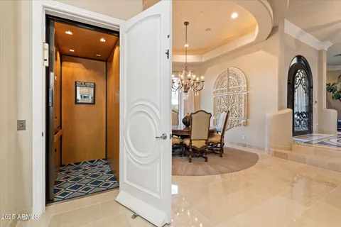 $3,950,000 | 6621 North Arizona Biltmore Circle, Phoenix, AZ 85016