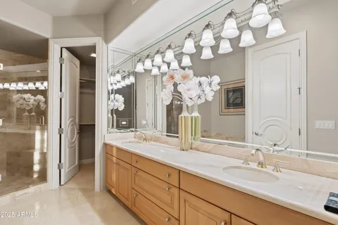 $3,950,000 | 6621 North Arizona Biltmore Circle, Phoenix, AZ 85016