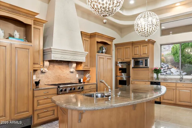 $3,950,000 | 6621 North Arizona Biltmore Circle, Phoenix, AZ 85016