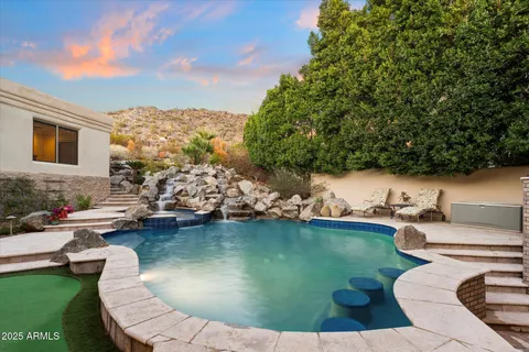 $3,950,000 | 6621 North Arizona Biltmore Circle, Phoenix, AZ 85016