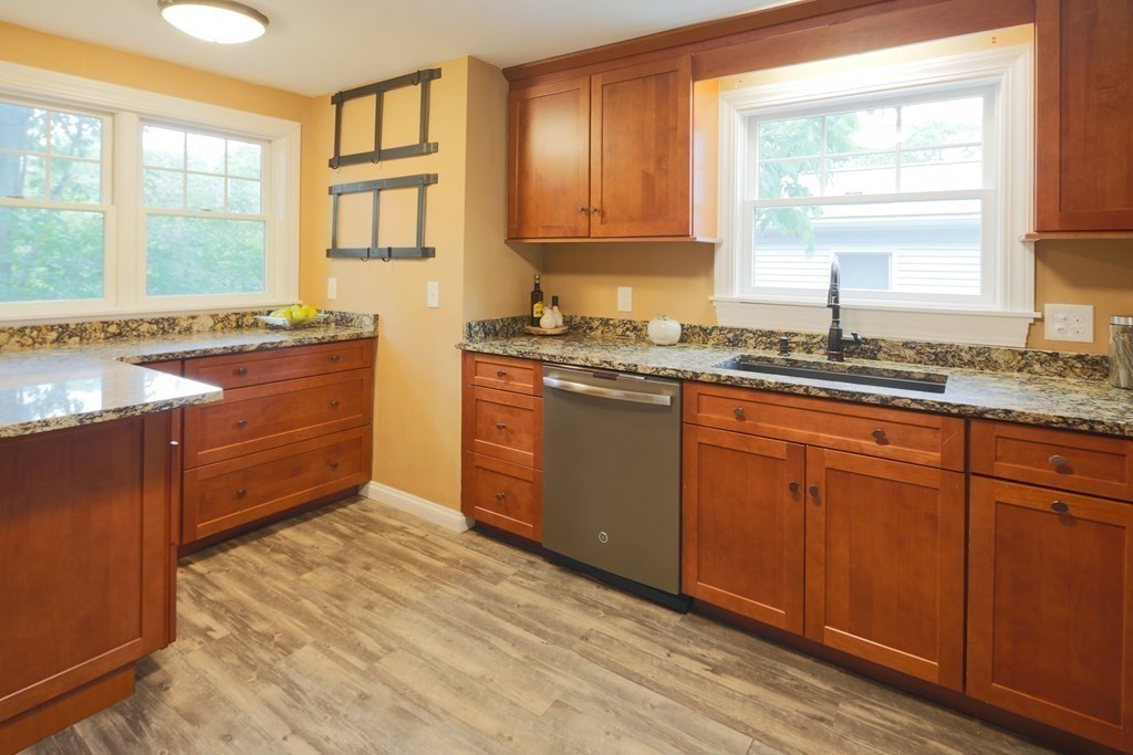 155 Florence Road Waltham, MA 02453 - Photo 15 of 41