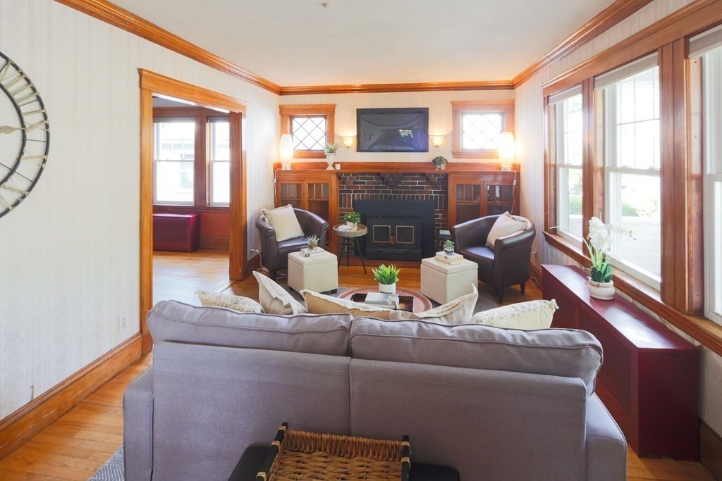 155 Florence Road Waltham, MA 02453 - Photo 4 of 41
