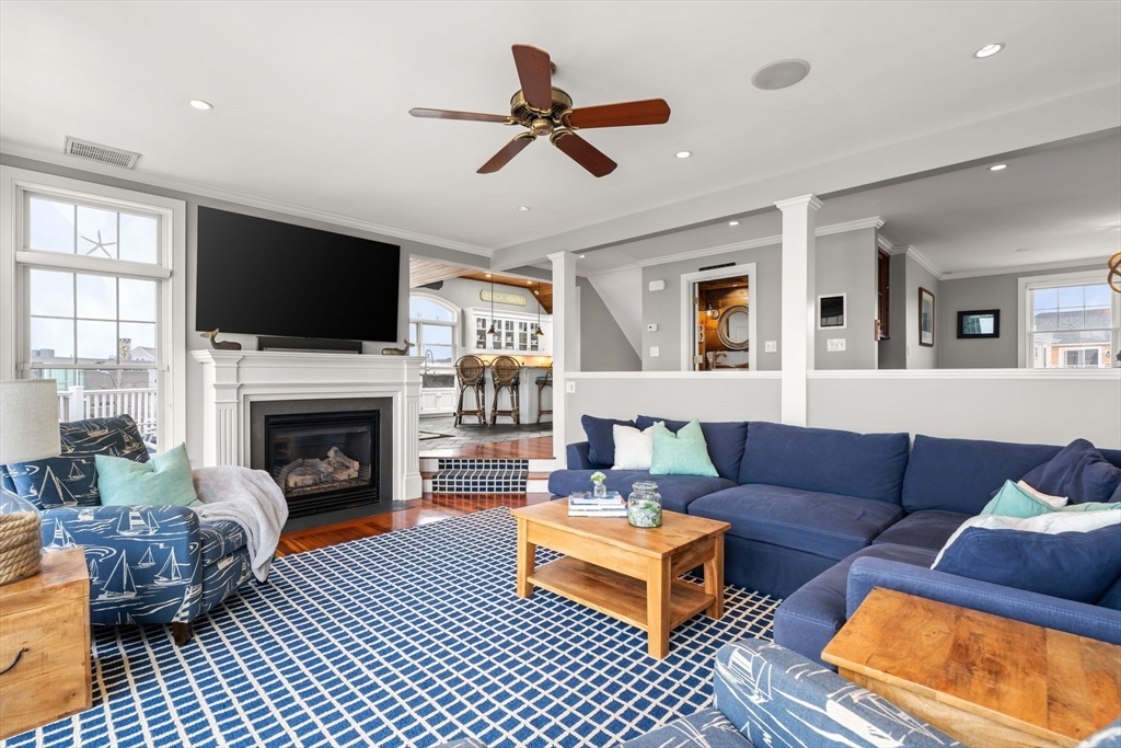 28 Collier Road Scituate, MA 02066 - Photo 9 of 38