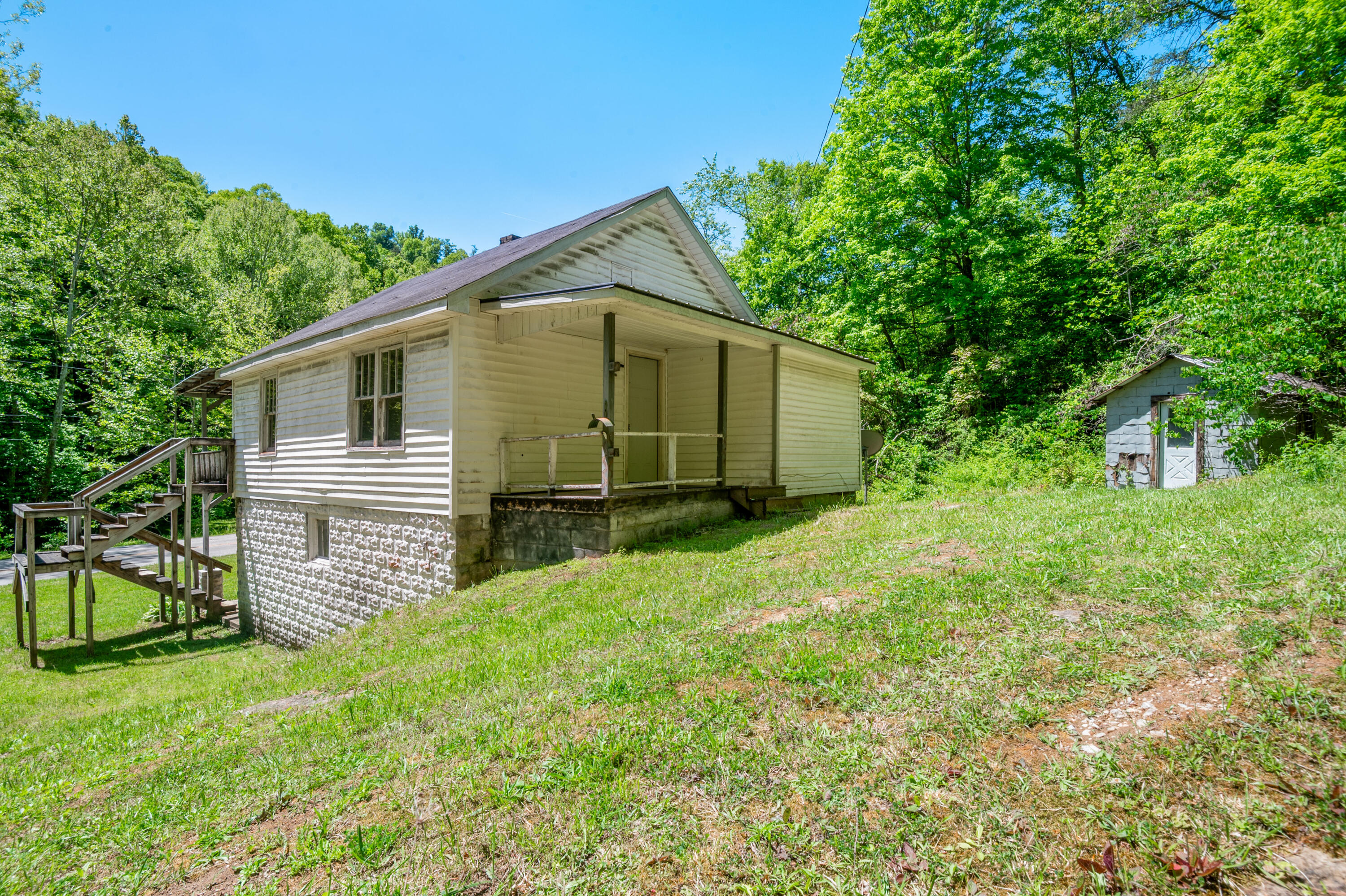 2222 Sandy Gap Road Somerset, KY 42501 - Photo 4 of 29 04-External Back