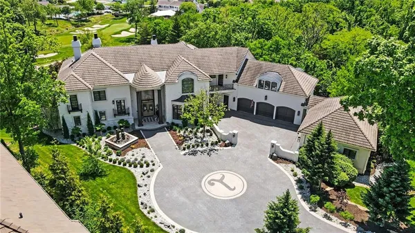 $5,250,000 | 6924 Watson's Country Lane, Parkville, MO 64152