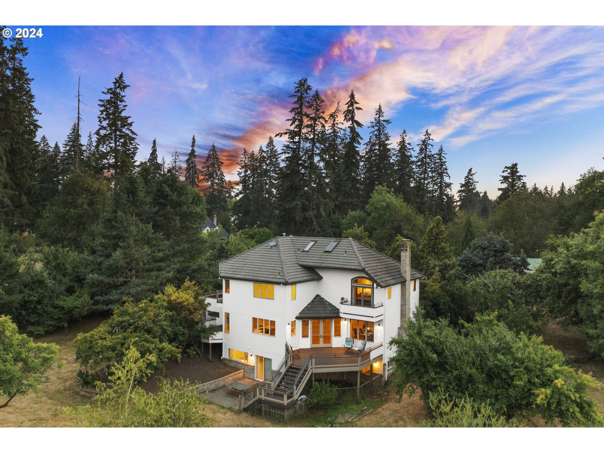 6189 Southwest Delker Road Tualatin, OR 97062 - Photo 3 of 48 Gallery Image 3