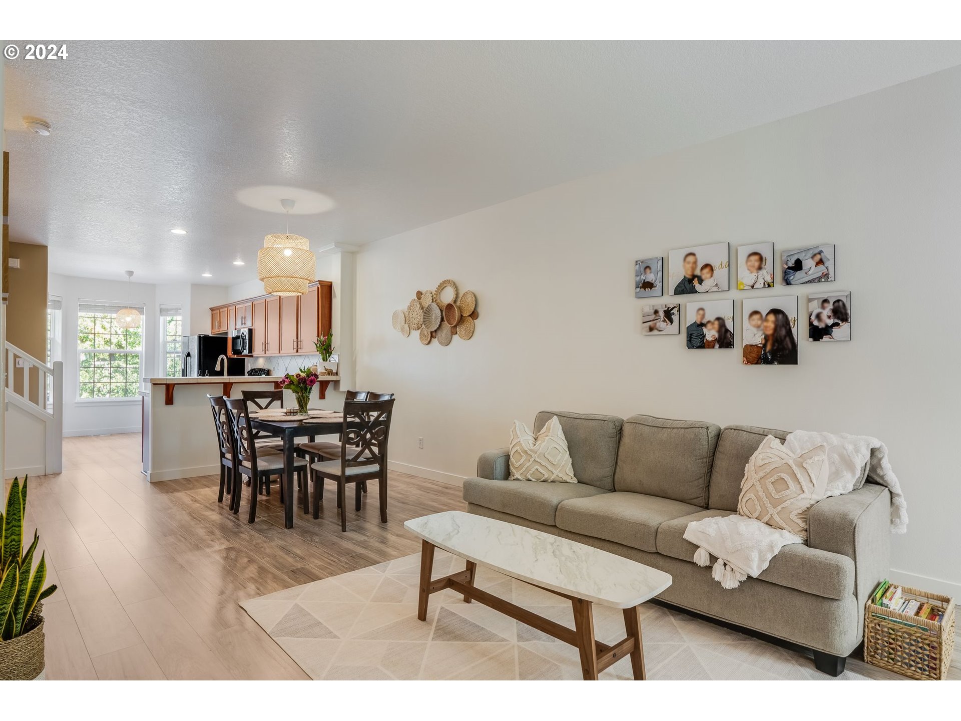 7898 Southwest Pickleweed Lane Portland, OR 97224 - Photo 13 of 36 Living Room/Dining Room