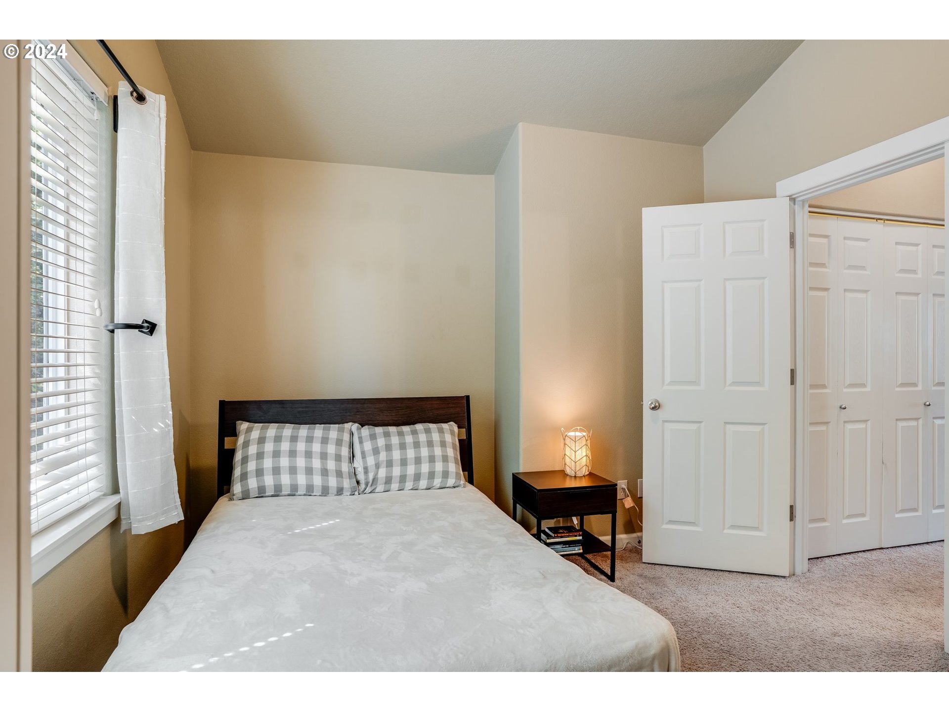 7898 Southwest Pickleweed Lane Portland, OR 97224 - Photo 25 of 36 Bedroom