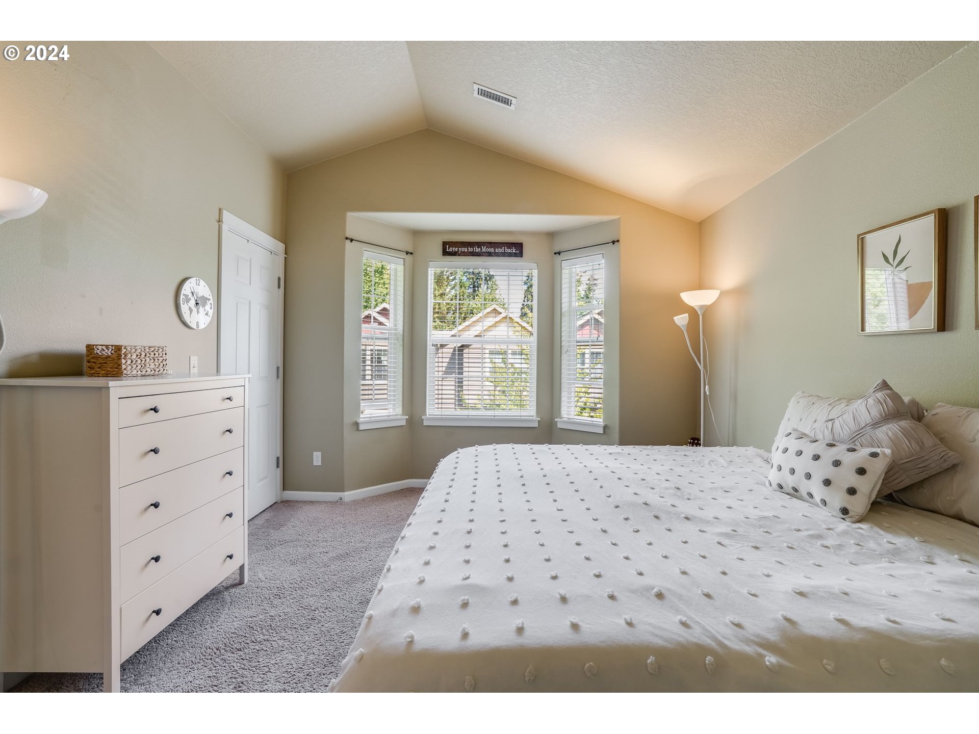 7898 Southwest Pickleweed Lane Portland, OR 97224 - Photo 30 of 36 Bedroom, Primary