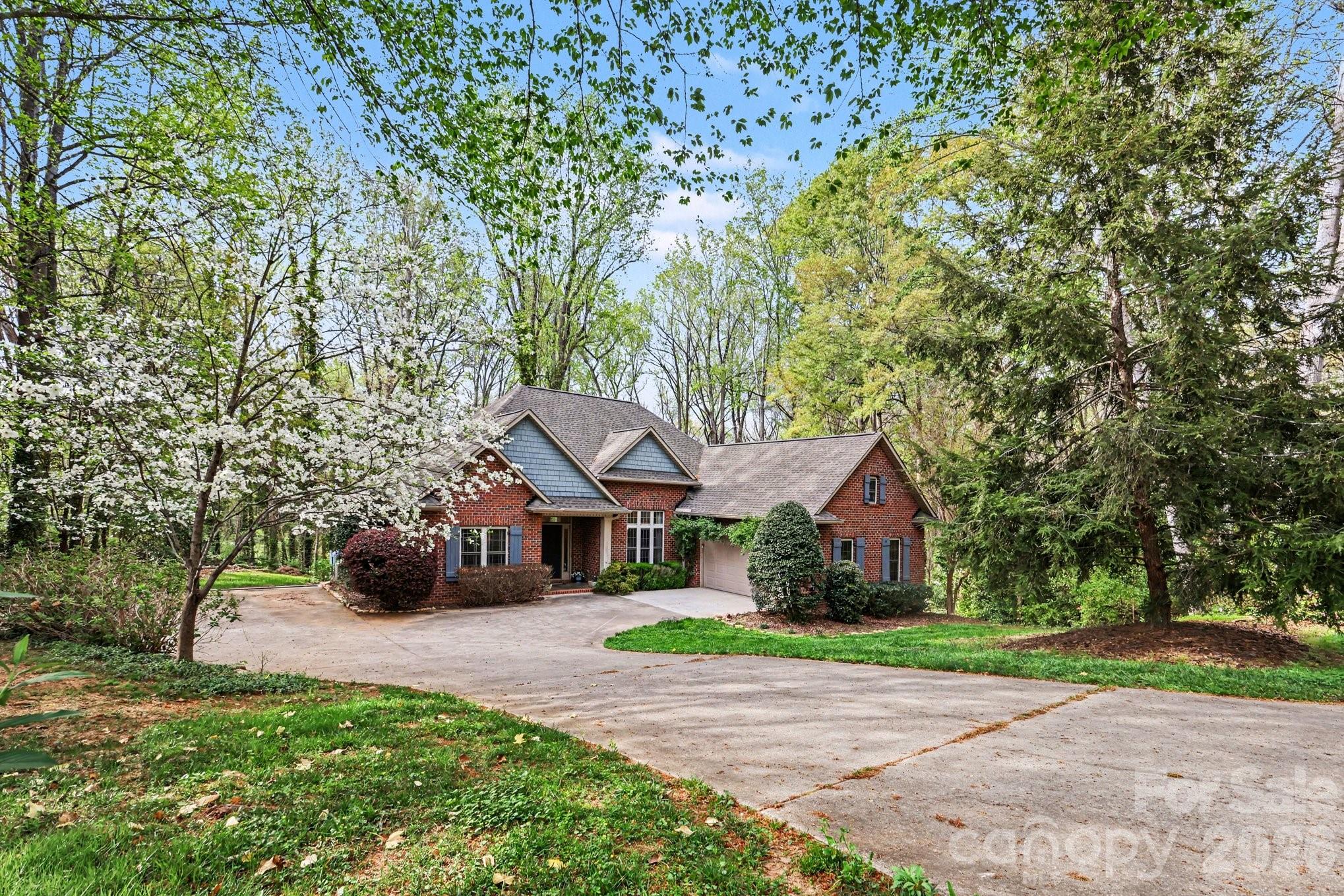 352 Hunting Ridge Lane Shelby, NC 28150 - Photo 6 of 34