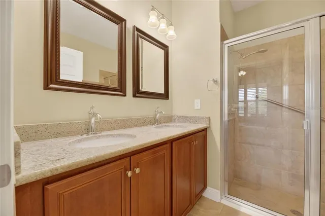 $304,500 | 5415 Sunset Falls Drive, Apollo Beach, FL 33572