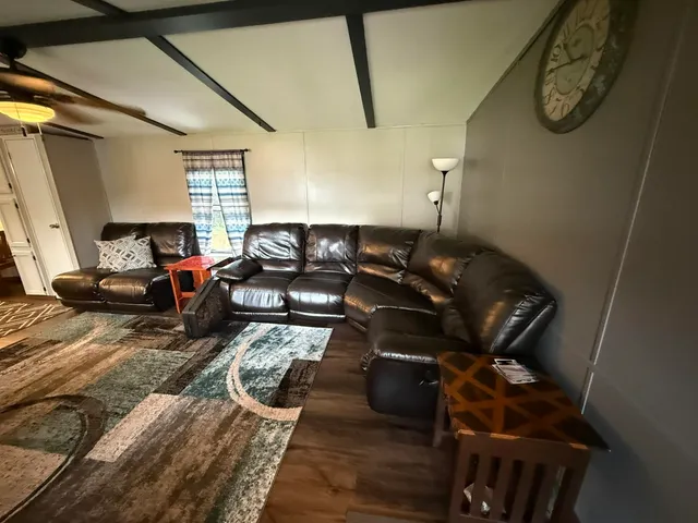 $104,900 | W10781 County Road X, Crivitz, WI 54114