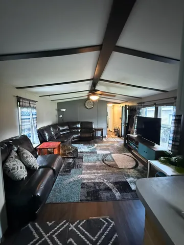 $104,900 | W10781 County Road X, Crivitz, WI 54114