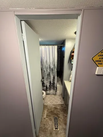 $104,900 | W10781 County Road X, Crivitz, WI 54114