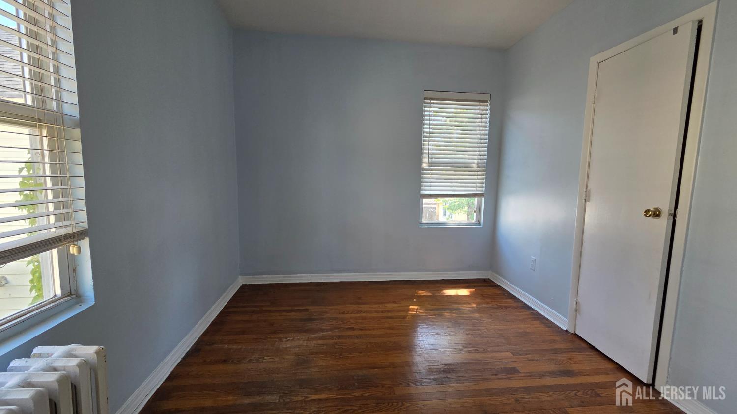 62 Georges Road New Brunswick, NJ 08901 - Photo 5 of 12