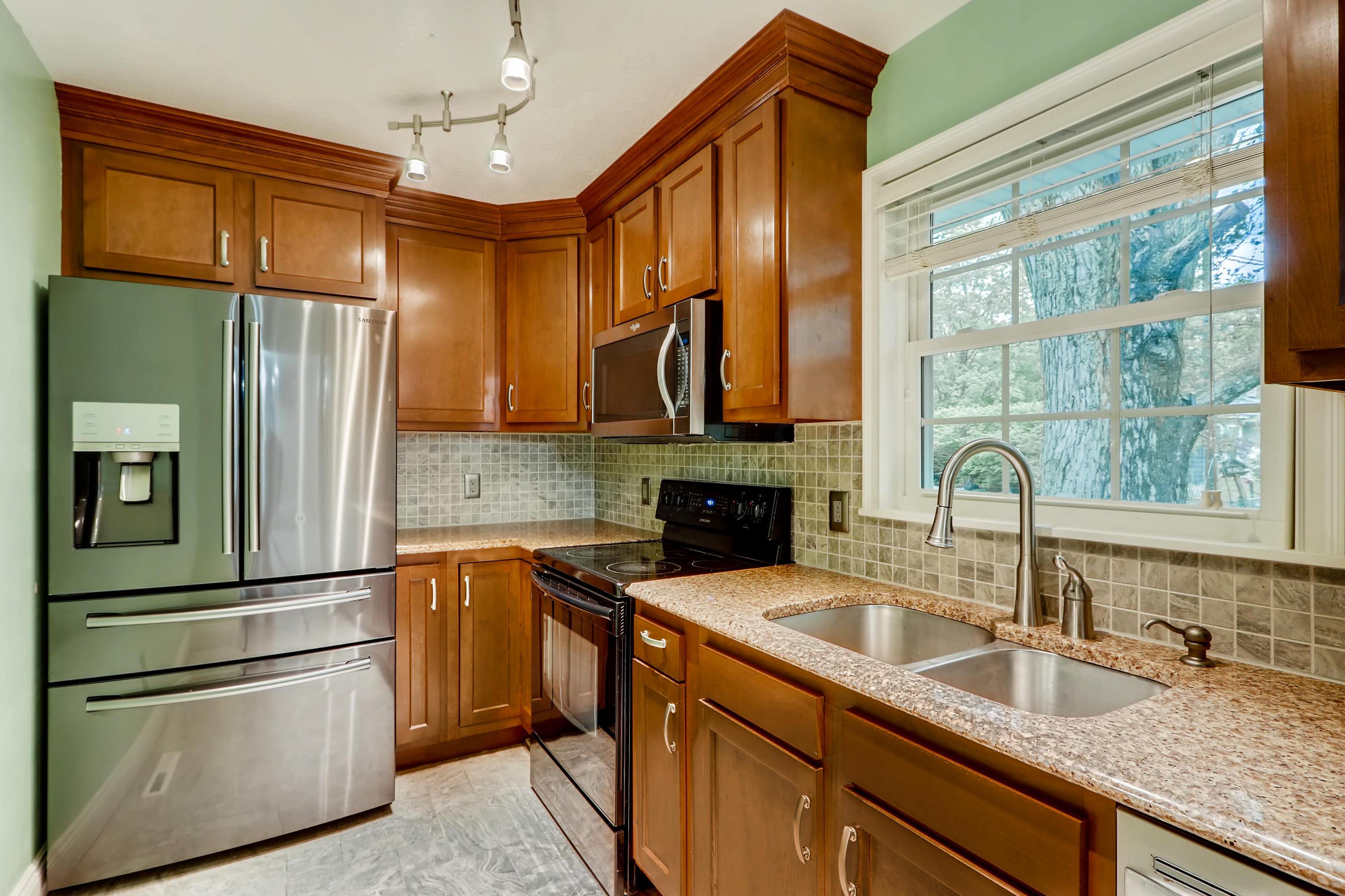 222 Dunbarton Road Gahanna, OH 43230 - Photo 11 of 35