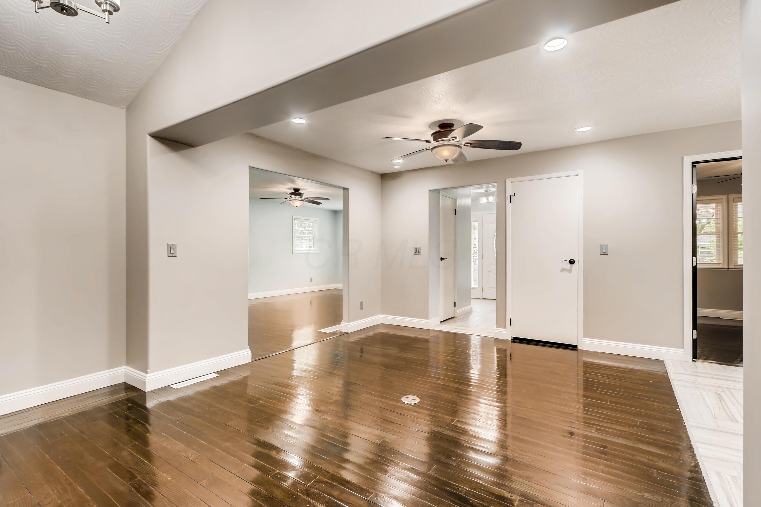 222 Dunbarton Road Gahanna, OH 43230 - Photo 15 of 35