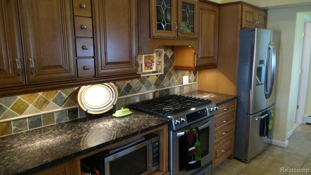 2847 Rubbins Road Howell, MI 48843 - Photo 22 of 36 DSC00652.jpg