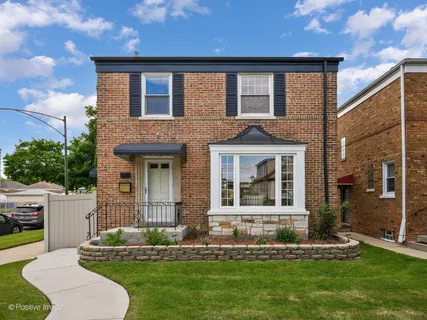 $430,000 | 3400 North Narragansett Avenue, Chicago, IL 60634