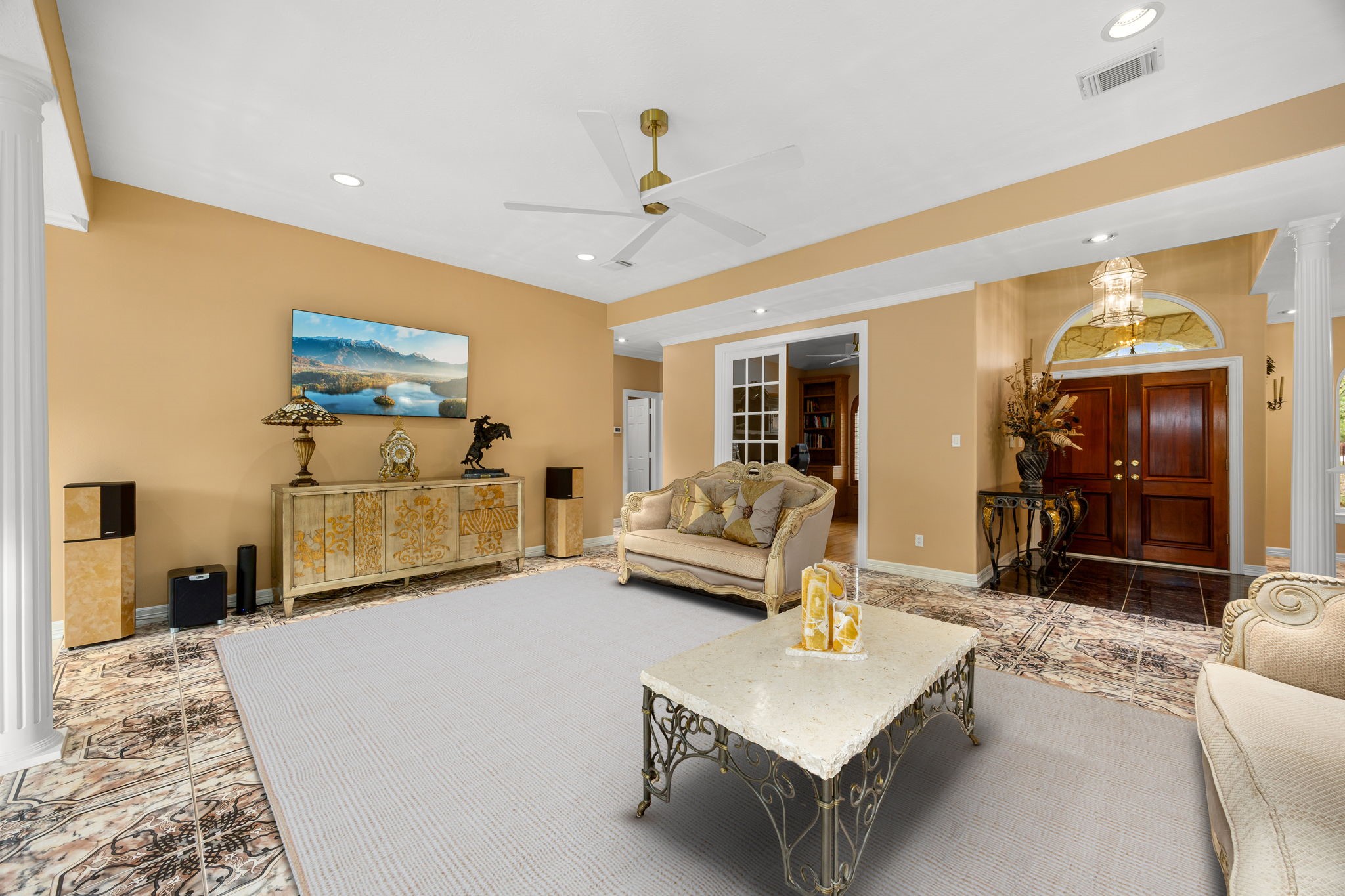 11984 White Oak Crossing Conroe, TX 77385 - Photo 21 of 42 Open living room with gorgeous pool views