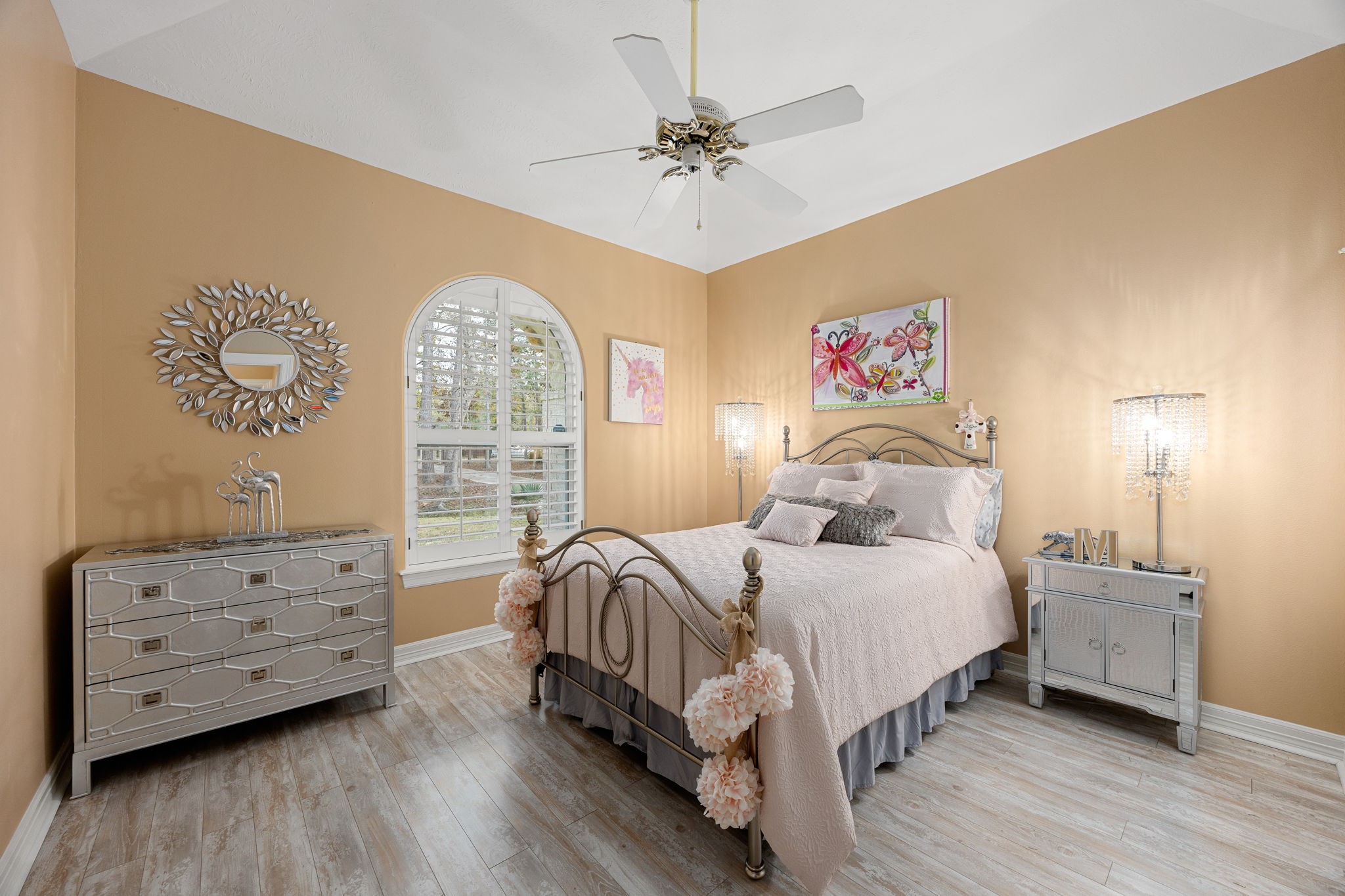 11984 White Oak Crossing Conroe, TX 77385 - Photo 30 of 42 Spacious secondary bedrooms with beautiful acreage views