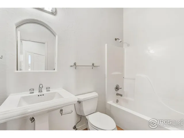 $1,030,000 | 5360 Lighthouse Point Court, Loveland, CO 80537