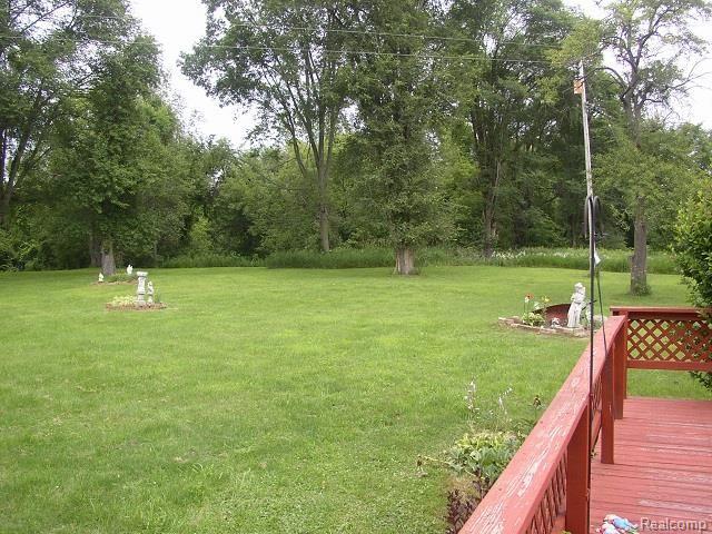 2726 Flint River Road Lapeer, MI 48446 - Photo 6 of 52 P1010200.jpg