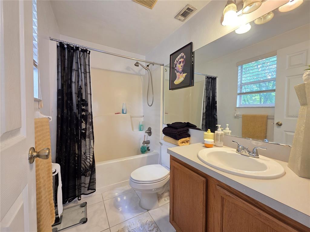4415 Southwest 34th Street, Unit 410 Gainesville, FL 32608 - Photo 20 of 23