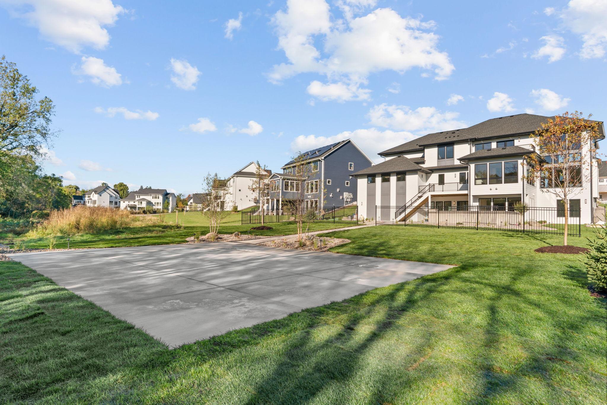 16530 64th Place North Maple Grove, MN 55311 - Photo 7 of 96 Gallery Image 7