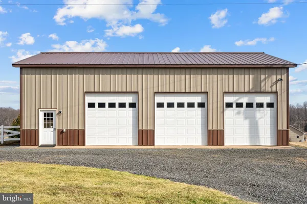 a view of a house with entryway