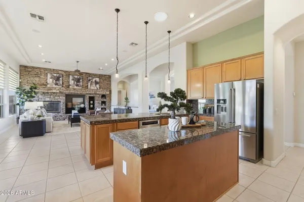 $1,225,000 | 370 East Canyon Creek Drive, Gilbert, AZ 85295