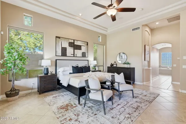 $1,225,000 | 370 East Canyon Creek Drive, Gilbert, AZ 85295