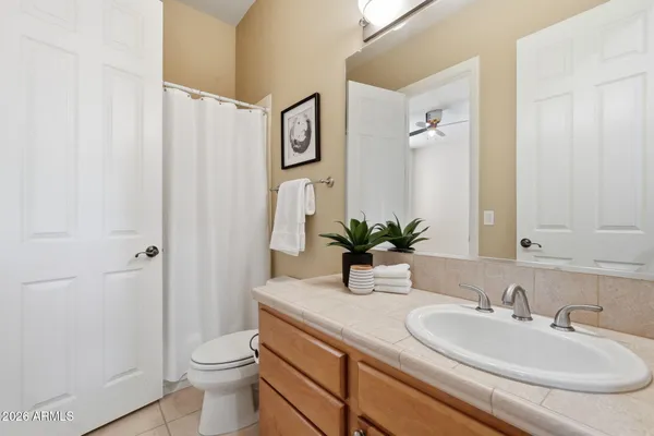 $1,225,000 | 370 East Canyon Creek Drive, Gilbert, AZ 85295