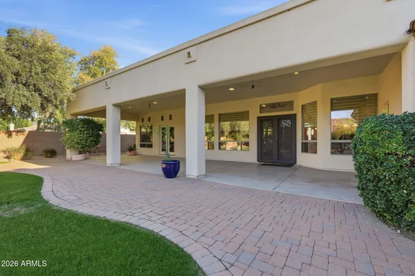 $1,225,000 | 370 East Canyon Creek Drive, Gilbert, AZ 85295