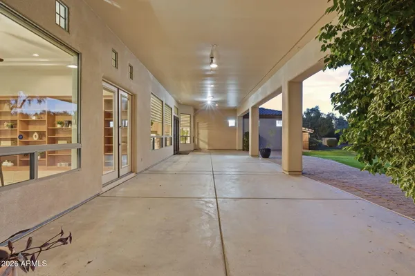 $1,225,000 | 370 East Canyon Creek Drive, Gilbert, AZ 85295