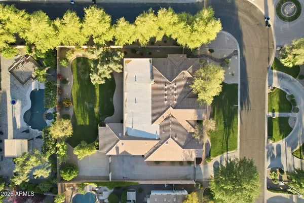$1,225,000 | 370 East Canyon Creek Drive, Gilbert, AZ 85295