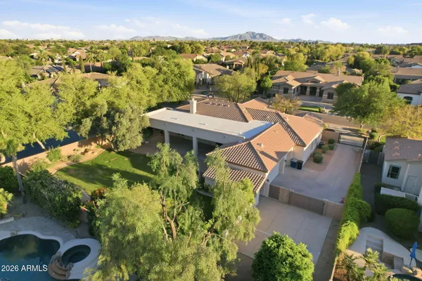 $1,225,000 | 370 East Canyon Creek Drive, Gilbert, AZ 85295