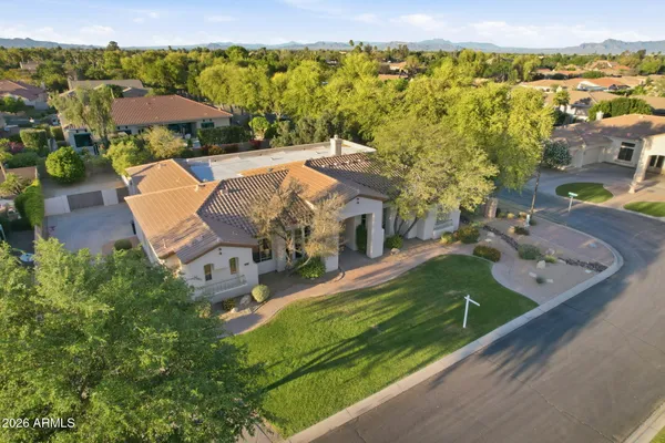$1,225,000 | 370 East Canyon Creek Drive, Gilbert, AZ 85295