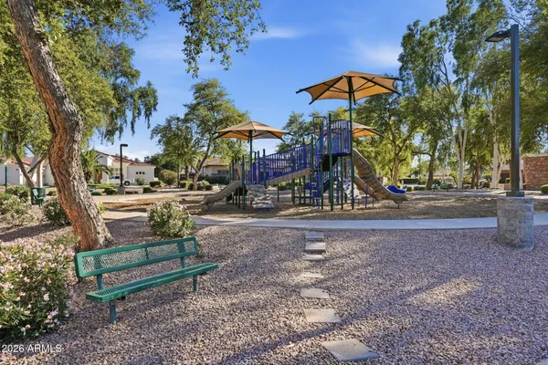 $1,225,000 | 370 East Canyon Creek Drive, Gilbert, AZ 85295