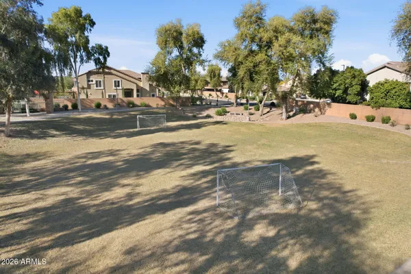 $1,225,000 | 370 East Canyon Creek Drive, Gilbert, AZ 85295