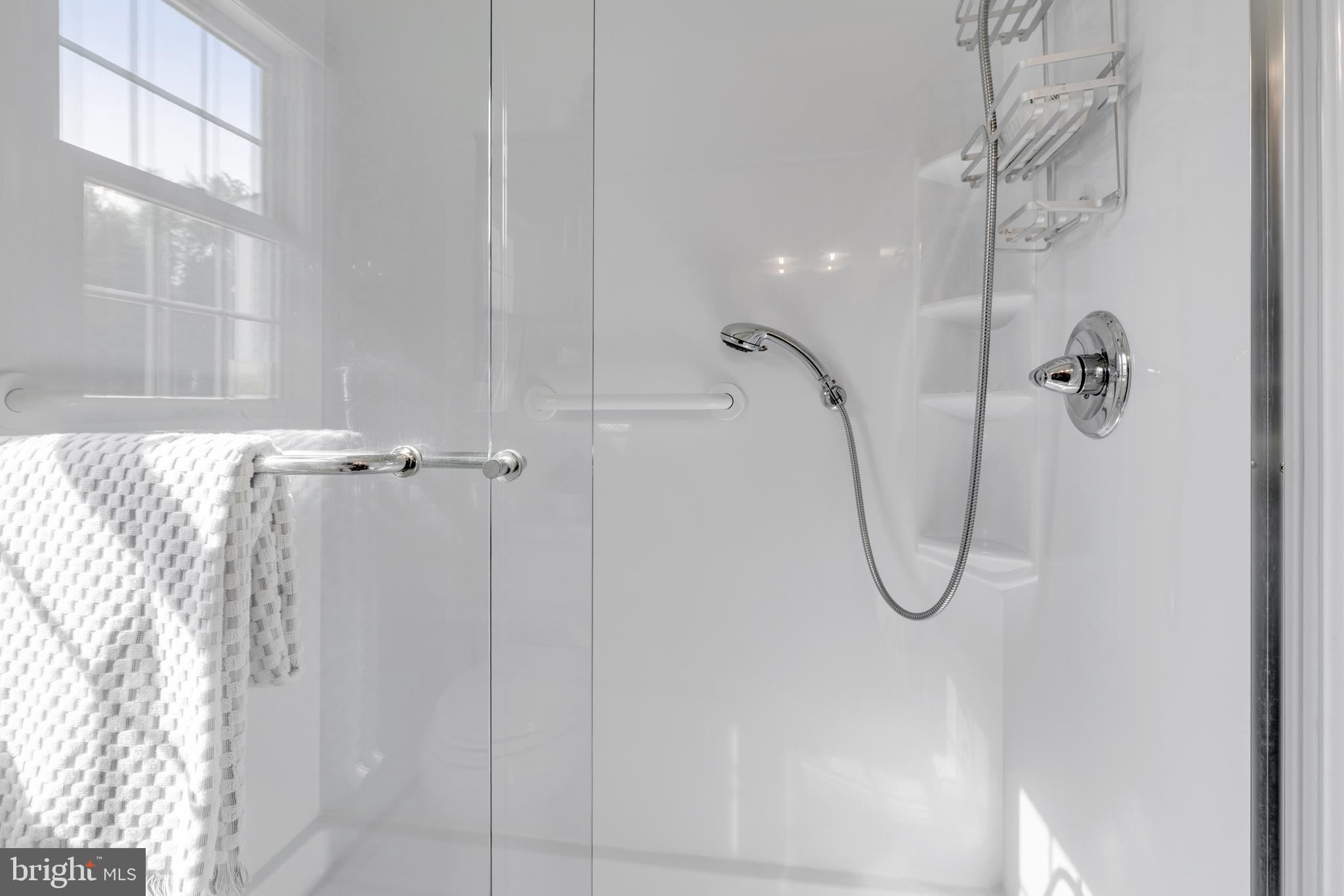 314 Whitestone Road Silver Spring, MD 20901 - Photo 19 of 36 a bathroom with a shower