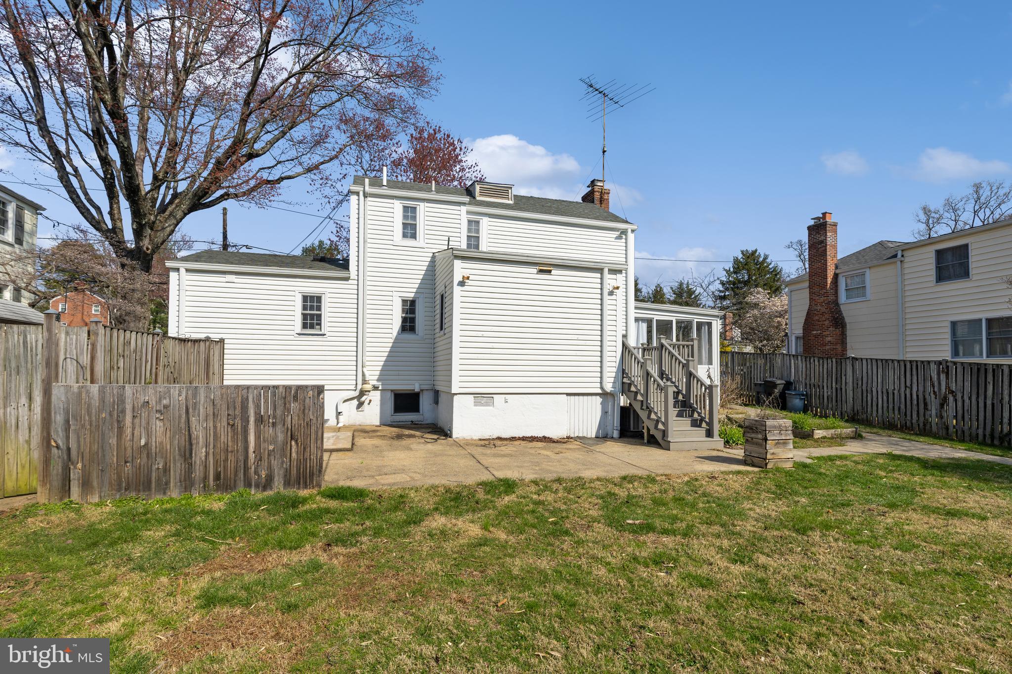 314 Whitestone Road Silver Spring, MD 20901 - Photo 32 of 35 a view of a back yard of the house