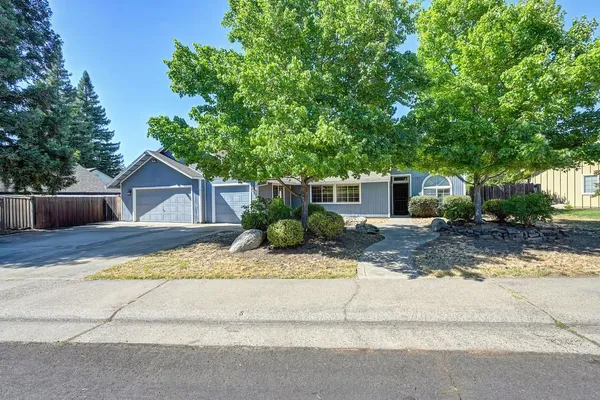 $590,000 | 5721 Jenny Way, Loomis, CA 95650