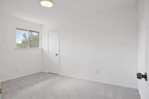 $450,000 | 5217 Summerset Trail, Austin, TX 78749