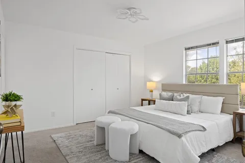 $450,000 | 5217 Summerset Trail, Austin, TX 78749