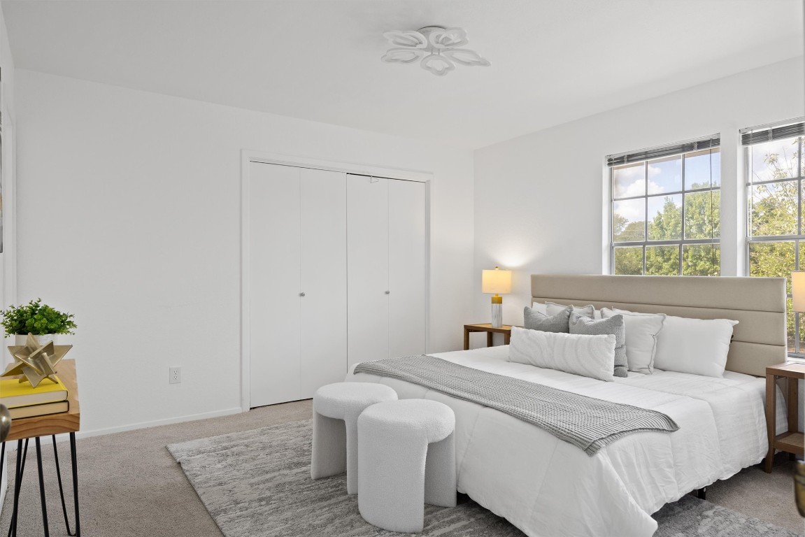5217 Summerset Trail Austin, TX 78749 - Photo 30 of 38 a bedroom with a bed and a window