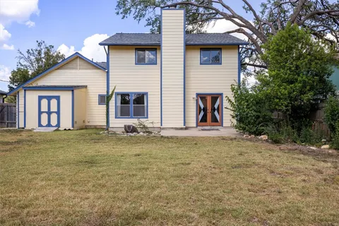 $450,000 | 5217 Summerset Trail, Austin, TX 78749