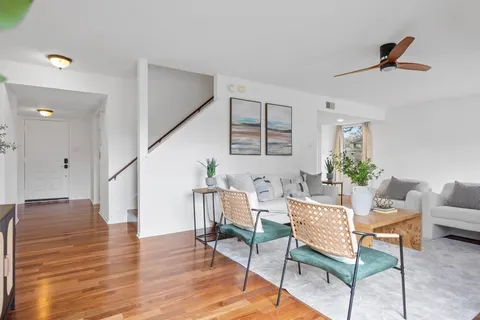 $450,000 | 5217 Summerset Trail, Austin, TX 78749